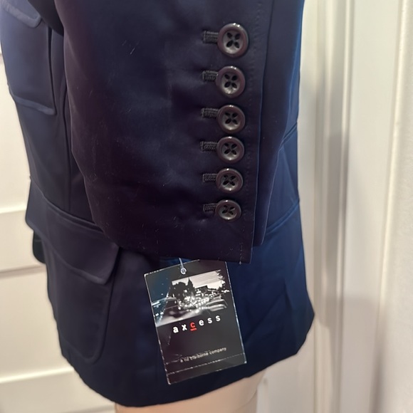 AXCESS Button-front Jacket - Picture 3 of 15